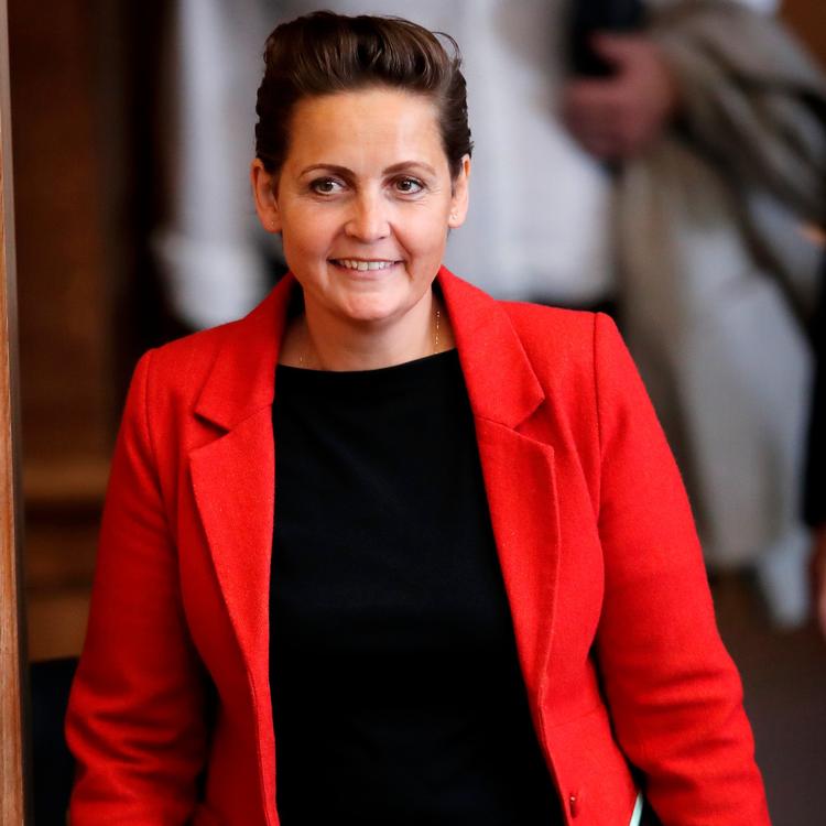 »Regeringen bør tage skyklapperne af og gå en helt anden vej«, skriver Pia Olsen Dyhr oven på regeringens erhvervsudspil. (Arkivfoto) 