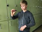Det er ikke den afbildede fidget spinner, der trækkes tilbage.  