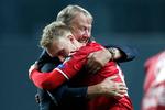 Landstræner Åge Hareide og Nicolai Jørgensen jubler efter Danmarks flotte 4-0-sejr over Polen i VM-kvalifikationen.   