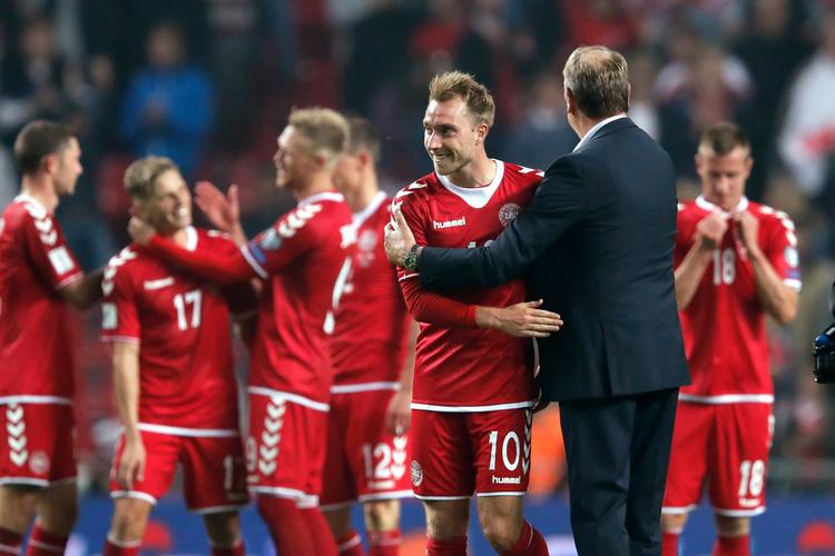 Smilene var mange og brede, efter at Christian Eriksen og Danmark havde slået Polen med 4-0 i VM-kvalifikationen. 