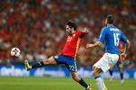 
    Isco var med to mål om nogen manden bag den overbevisende spanske sejr. 