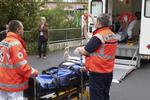 Patienter på Bruederkrankenhaus-hospitalet i Koblenz, Tyskland, blev lørdag evakueret, da en bombe fra 2. Verdenskrig skulle uskadeliggøres.
Thomas Frey/dpa via AP 