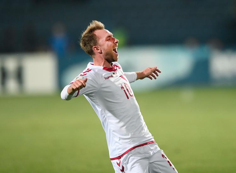Som den første siden Nicklas Bendtner i 2008 har Christian Eriksen scoret i fire landskampe i træk. 