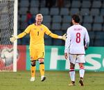 Da Kasper Schmeichel lykønskede Thomas Delaney mandag aften, viste han næppe, at Delaney var den første dansker siden Ebbe Sand i 2001, der havde scoret tre mål i en VM-kvalifikationskamp. 