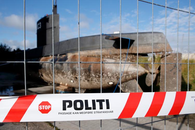 Ubåden blev bjærget op fra vandet og er blevet gennemgået af teknikere i Nordhavnen, hvor den ligger nu. 