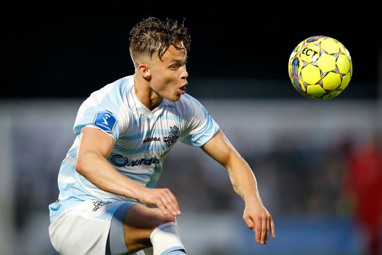 Inden han har spillet sin første kamp for AGF, har den nu tidligere FC Helsingør-spiller Andre Riel fået gjort opmærksom på sig selv. 