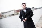 
    Ligestillingsordfører i Venstre Mads Fuglede sammenligner beretningerne om sexchikane med, da man forbød vold mod børn.
   