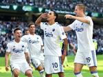 Debutanten Carlos Zeca (med nummer 10) scorede FCK's fjerde mål i 4-3-sejren. 
