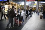 Udbygningen af Københavns lufthavn er allerede i gang, og passagertallet er steget til 28 millioner per år til 23 millioner for fire år siden. Men det skal stige yderligere, mener lufthavnens ledelse og de nye ejere. 