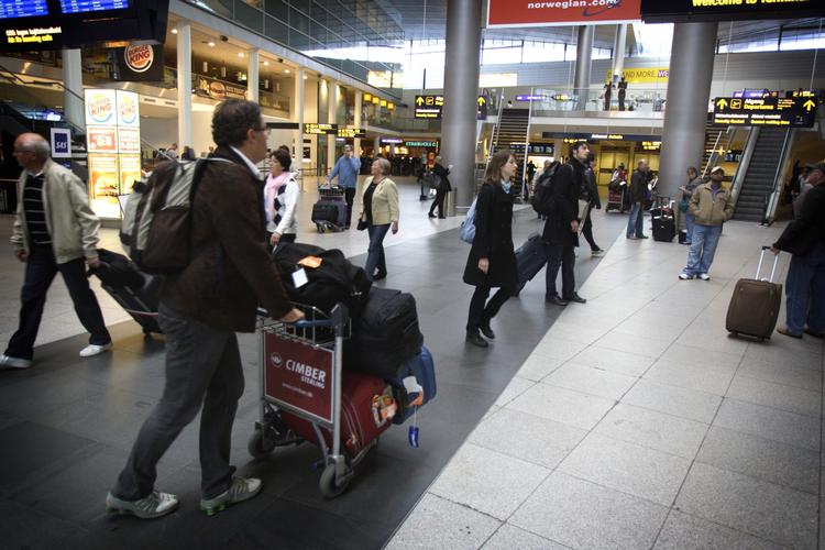 Udbygningen af Københavns lufthavn er allerede i gang, og passagertallet er steget til 28 millioner per år til 23 millioner for fire år siden. Men det skal stige yderligere, mener lufthavnens ledelse og de nye ejere. 