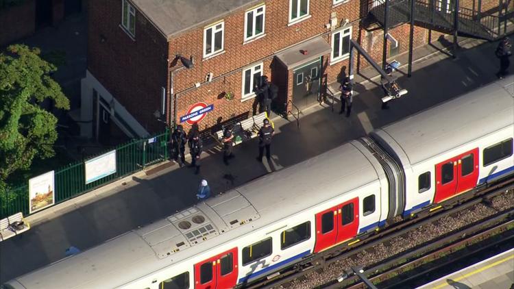 30 mennesker blev såret ved angrebet i undergrundstoget i London.
    