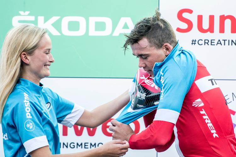 Det bliver svært at erobre den blå førertrøje i PostNord Danmark Rundt fra Mads Pedersen på sidste etape i dag.   