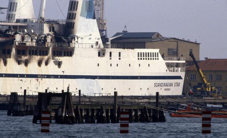 Kun en uge før mordbranden på ’Scandinavian Star’ i 1990 blev forsikringen fordoblet til 24 millioner dollars. Skibsejere bestemte selv forsikringssummen uden diskussion fra forsikringsselskabets side. Arkivfoto Lars Krabbe/Polfoto