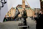 Radikalisering er en sikkerhedstrussel, der bekymrer den svenske efterretningschef. Her ses den islamiske foreningen Hizb ut-Tahrir Skandinavien demonstrere på Rådhuspladsen i København mod tvangsfjernelse af radikaliseringstruede unge. Arkivfoto.
   