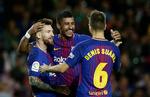 FC Barcelonas målscorere i aftes mod Eibar var Lionel Messi (tv.) med fire, Paulinho (i midten) og Denis Suarrez. 