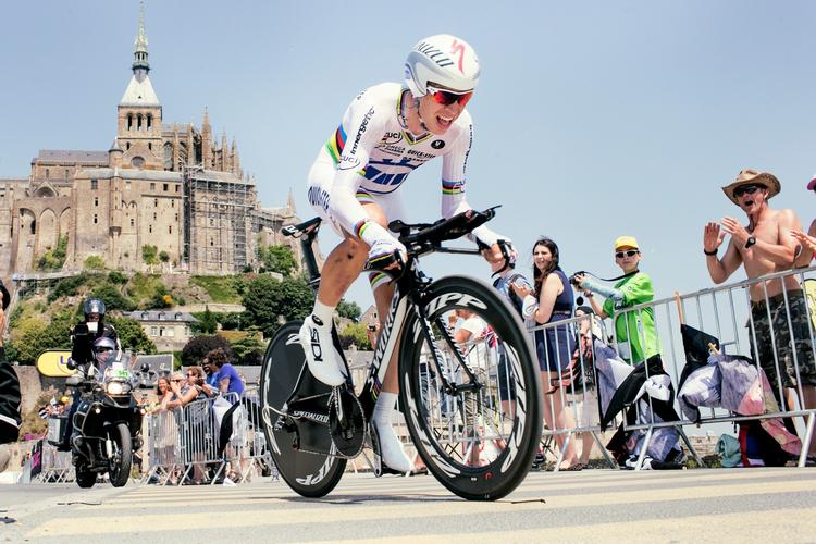 Alt taler for, at Tony Martin fra i dag og det næste år er færdig med at optræde i VM-trøjen.
   