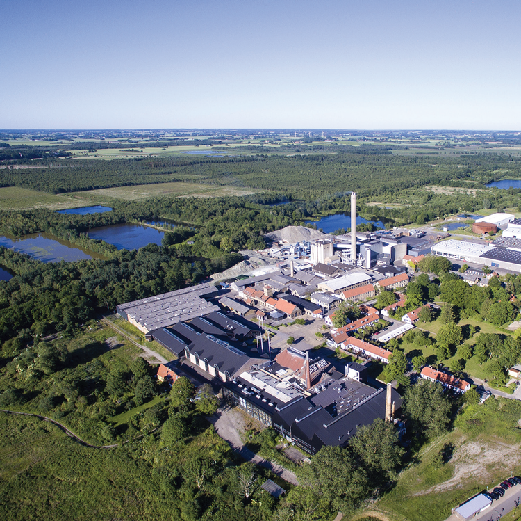 Med 20 millioner kroner fra Næstved Kommune bliver genrejsningen af Holmegaard Glasværk en realitet.  