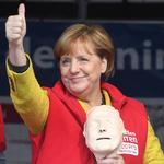 En måling viser, at hele 57 pct. af de tyske unge ved valget i dag synes, at Merkel skal have fire år til på den post, hun har beklædt i 12 år. Arkivfoto Stefan Sauer