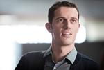 Simon Sears gør det glimrende som den moralsk anløbne præstesøn Christian. 