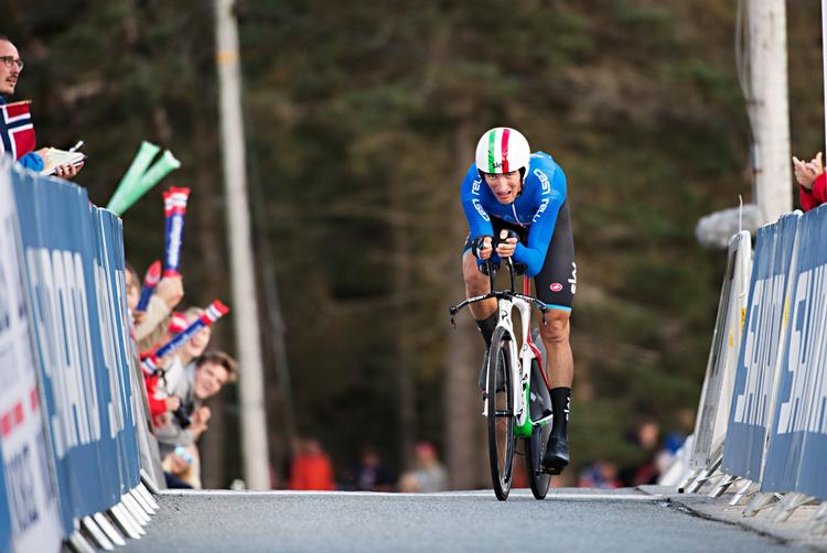 Italieneren Gianni Moscon deltog ved VM både i holdløbet med Team Sky, på enkeltstarten og i linjeløbet, men i sidstnævnte overtrådte han reglerne. 