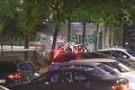 Fredag aften blev der affyret skud mod en civil patruljebil i Mjølnerparken på Nørrebro. Ingen af betjentene blev ramt. Politiet efterforsker fortsat, hvorvidt der var tale om en bevidst handling eller en forveksling.  