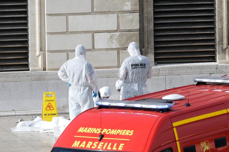 To kvinder blev dræbt ved angrebet i Marseille.  