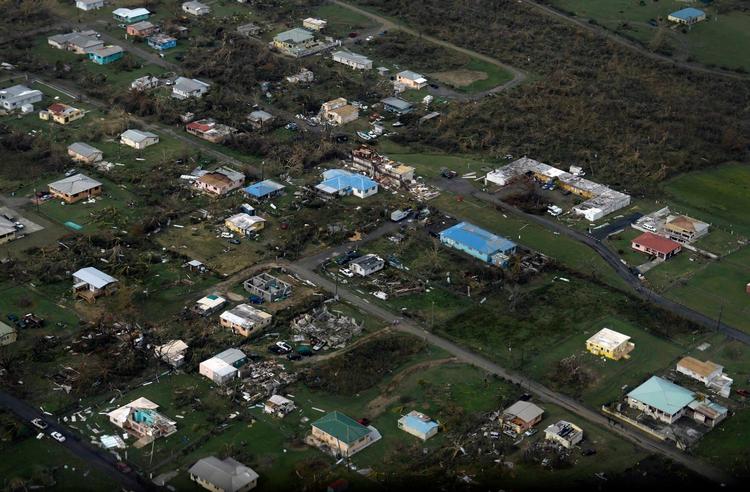 En brigadechef og en fuldmægtig fra Beredskabsstyrelsen ankommer i dag til St. Croix for at skrue en dansk hjælpepakke sammen til De Ameriklanske Jomfruøer, der i september blev hårdt ramt af stormene Maria og Irma.
   