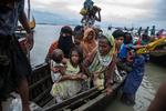 
  Flere end 530.000 rohingya-muslimer er i løbet af knap to måneder flygtet fra Myanmar på flugt fra landets sikkerhedsstyrker. 