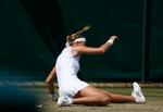 Under dag 4 ved Wimbledon i sommer gik det galt for Kristina Mladenovic i opgøret med Alison Riske i 2. runde. Den franske spiller gled og beskadigede sit ene knæ, og siden har intet været det samme. 
   