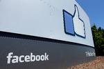 Facebook kan være et farligt medie og skal bruges med både hjerte og hjerne. 
   