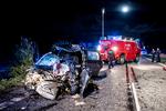 Bilen blev totalt smadret ved sammenstødet med lastbilen.  