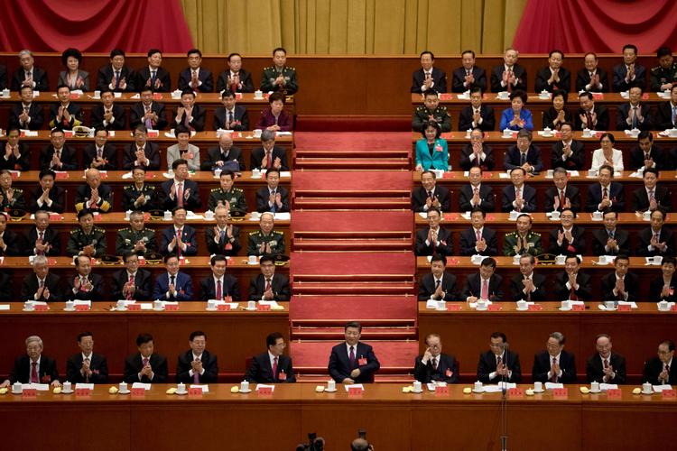 Den kinesiske præsident, Xi Jinping, åbnede onsdag den nationale partikongres i Beijing. Her ventes han at blive genvalgt som partiets leder. 