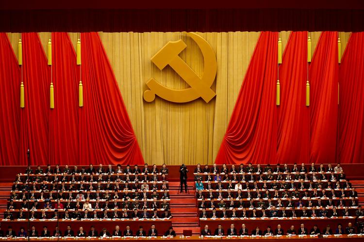 Den kinesiske præsident, Xi Jinping, åbnede onsdag kommunistpartiets kongres i Beijing med en tale, hvor han understregde vigtigheden af at opretholde idelogisk korrekthed. 
