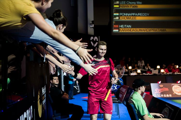 32 minutter var Victor Axelsen om at vinde sin første kamp i Denmark Open. 