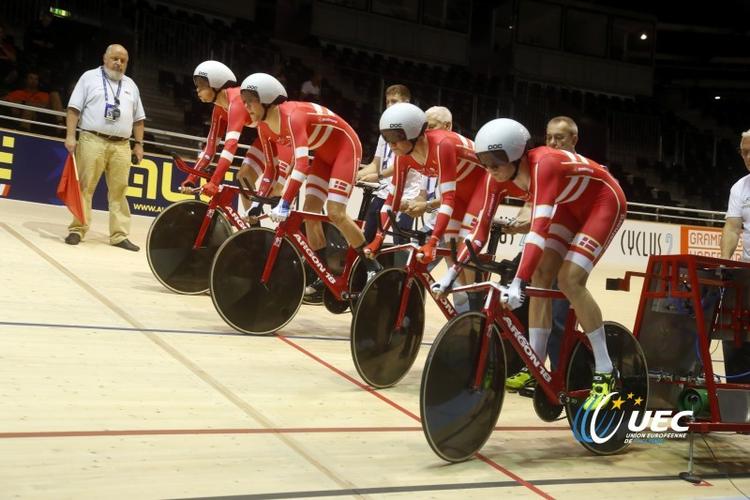 Det danske 4 km forfølgelseshold sendes af sted i jagten på EM-succes i Berlin. Foto: UEC. 