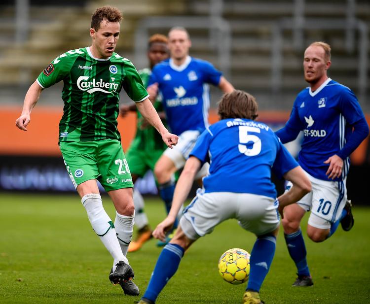 OB's udligning blev sat ind af Anders K. Jacobsen (tv.).
   