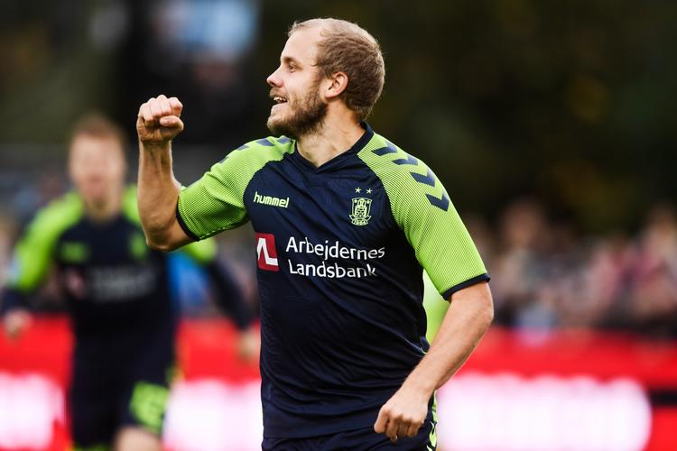 For første gang i fem Superligakampe var Teemu Pukki i startopstillingen og finnen scorede for første gang siden 23. juli. 