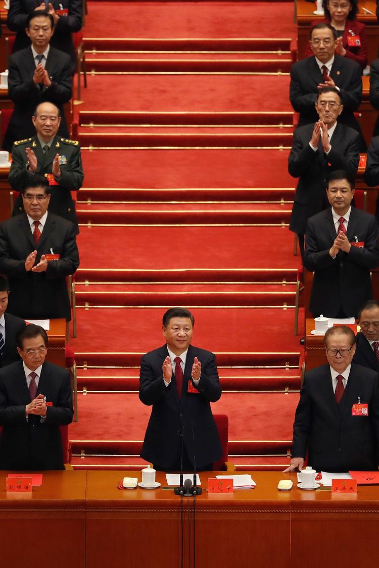 Kinas leder hedder også  de næste fem år Xi Jinping - og måske længere tid endnu. 
