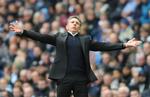 Efter at have spillet 488 førsteholdskampe - og vundet det fransk mesterskab i 1982 og 1988 - for Monaco blev Claude Puel træner i klubben. Siden har han været i Lille, Lyon, Nice oh Southampton, inden han i dag kom til Leicester.  