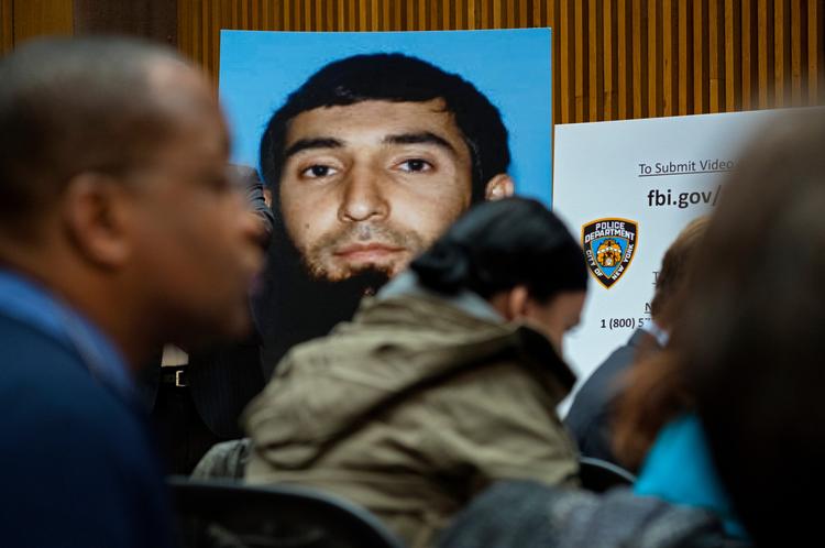 Sayfullo Saipov bragede tirsdag eftermiddag ind i en folkemængde på en cykelsti i Manhattans gader i New York. Ved retsmødet kom det frem, at han har forberedt sig i et år, planlagt angrebet grundigt og øvet hver eneste ting, der var afgørende for udførelsen af terrorangrebet. 