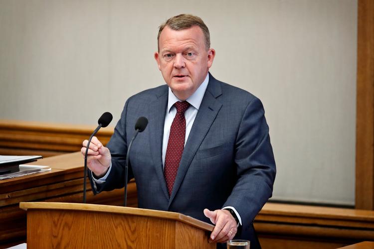 Tirsdag skal Lars Løkke Rasmussen i folketingsårets første spørgetime. 