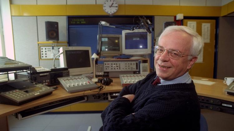 Egon Clausens nye bog handler om kredsen bag Unge Pædagoger, og han gør det humoristisk og velskrivende.
   