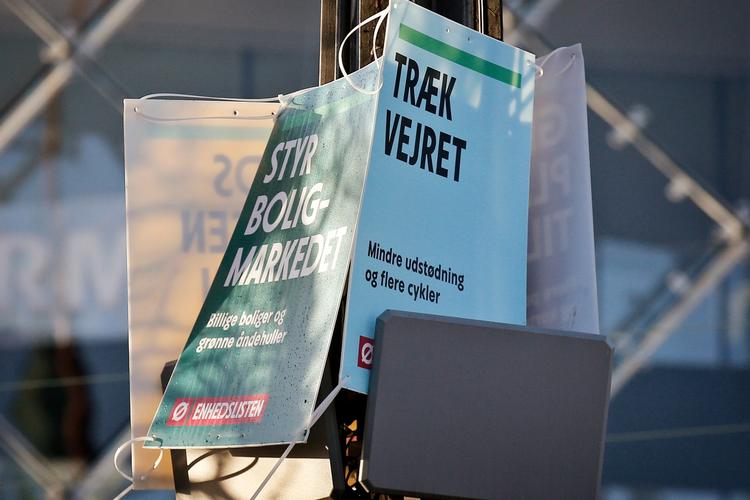 Ikke kun skat og grundskyld springer i øjnene som et af de emner, der fylder mindre hos kandidaterne til kommunalvalget, når man sammenligner med de emner, der har for vane at optage opmærksomheden i landspolitik. 