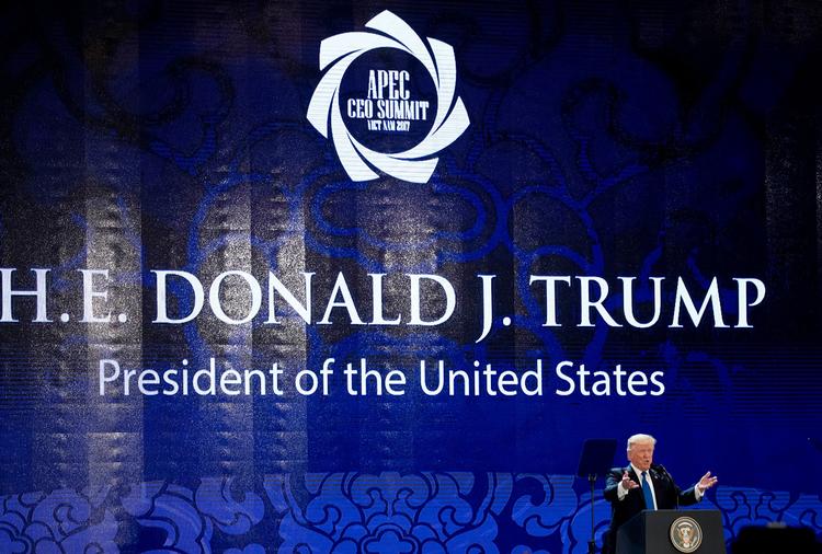 USA vil ikke længere acceptere, at andre lande snyder USA, sagde Donald Trump, da han tidligere i dag talte ved et økonomisk forum i byen Da Nang i Vietnam. 