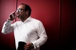 Jimmy Wales stiftede i 2001 Wikipedia med ambitionen om at samle al menneskelig viden i et digitalt leksikon, som skulle drives af brugerne.  

   