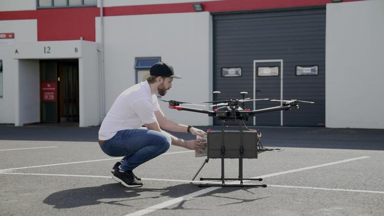 I Reykjavik kan du bestille din take-away med dronelevering. Endnu flyver dronerne kun en enkelt rute, men planerne er store. Foto: Aha 