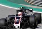 Kevin Magnussen, der blev nr. 14 i kvalifikationen, fik ikke meget køretid søndag, da et uheld ved starten sendte ham ud af det brasilianske grandprix.
   