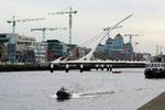 Der bygges. Den irske avis The Irish Times kan tælle 79 kraner fra sit hovedsæde i Dublin.
   
