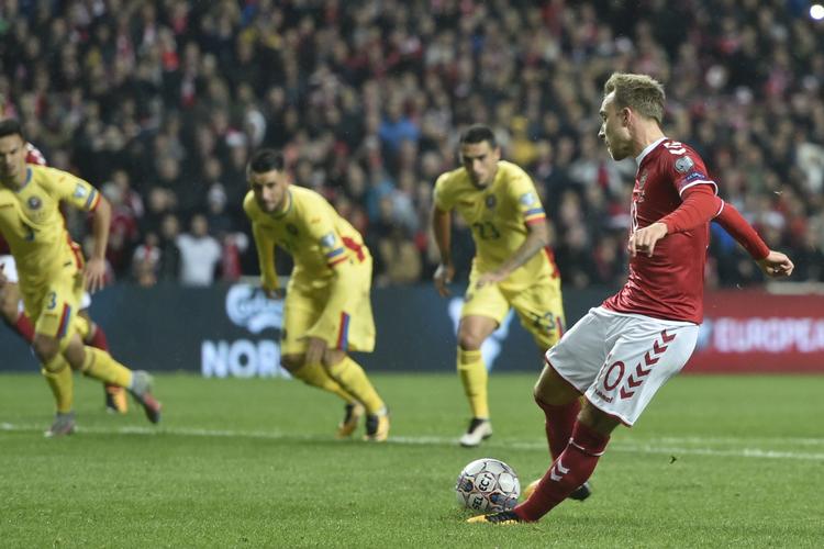 Danmarks seneste straffespark scorede Christian Eriksen på mod Rumænien i oktober.  