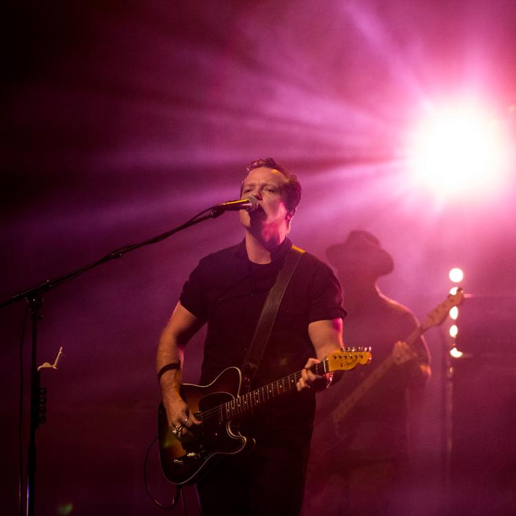 Countrystjernen med det store blødende hjerte, Jason Isbell, gav en flot koncert tirsdag aften i Koncerthuset.  